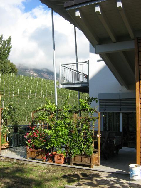 Casa Clima Tandem Apartment Denno ภายนอก รูปภาพ